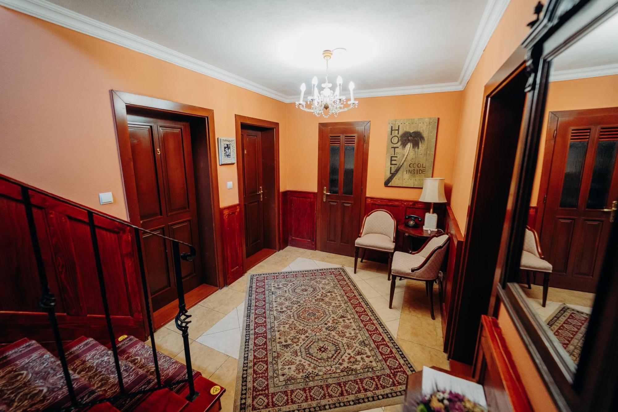 Penzion Alzbetka Poprad Esterno foto